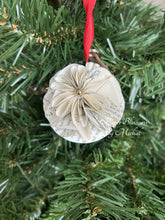 Load image into Gallery viewer, The Five People You Meet in Heaven Book Page Christmas Ornament
