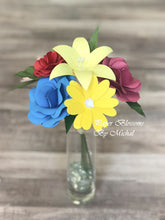 Load image into Gallery viewer, Small Paper Wildflower Bouquet
