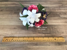 Load image into Gallery viewer, Mini Paper Flower Bouquet: Pink and Purple Mix
