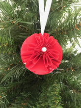 Load image into Gallery viewer, Red Paper Christmas Ornament
