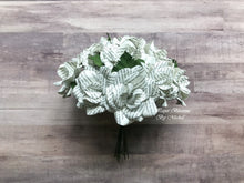Load image into Gallery viewer, Jane Eyre Book Page Paper Flower Bouquet
